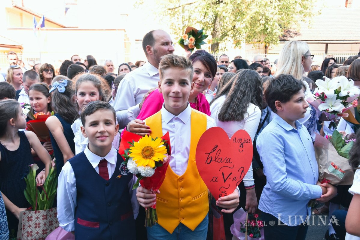 Inaugurarea unei noi clădiri a Colegiului Ortodox „Mitropolitul Nicolae Colan” 267885