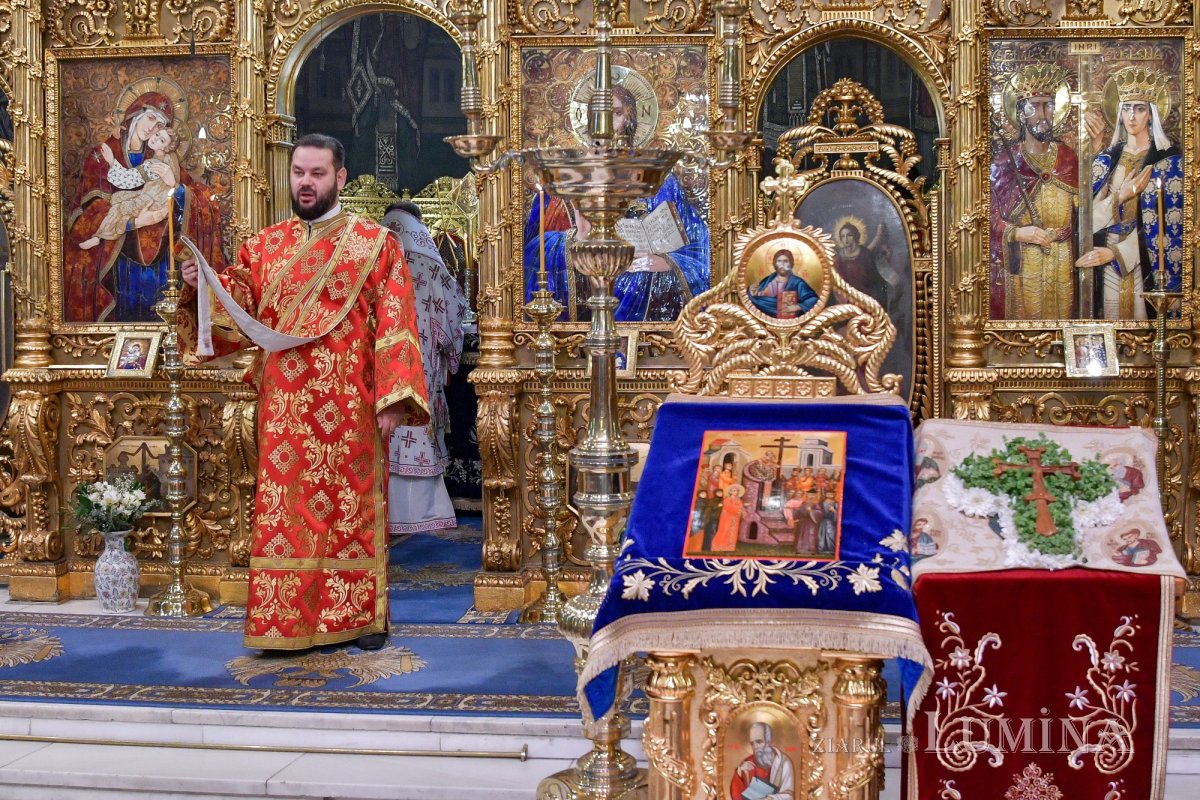 Praznicul Înălțării Sfintei Cruci la Catedrala Patriarhală 268175