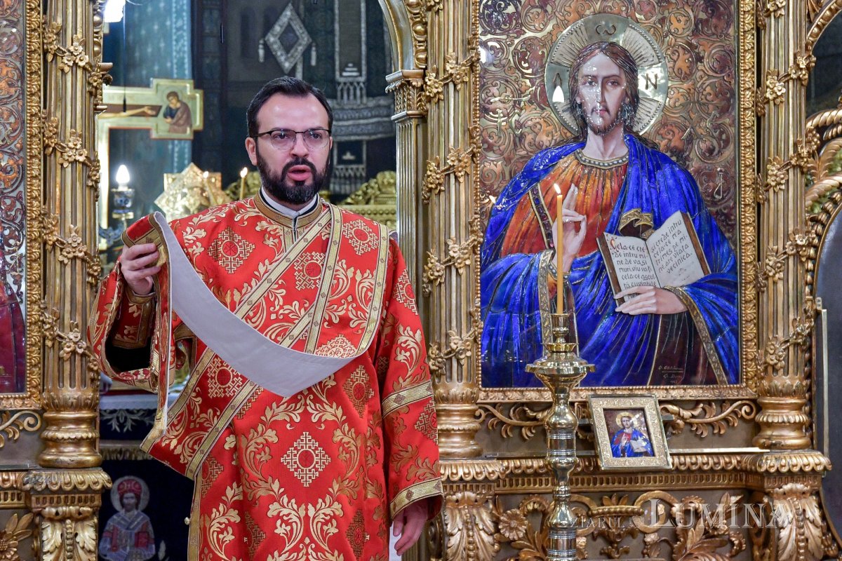 Praznicul Înălțării Sfintei Cruci la Catedrala Patriarhală 268176