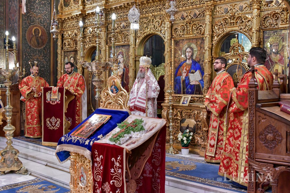 Praznicul Înălțării Sfintei Cruci la Catedrala Patriarhală 268189