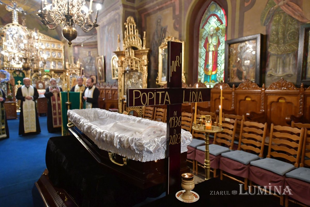Lidia Popița Stoicescu a fost pomenită în Biserica Precupeții Noi  268619