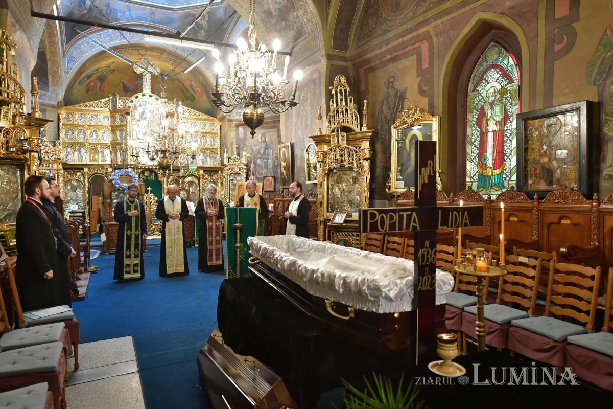 Lidia Popița Stoicescu a fost pomenită în Biserica Precupeții Noi  268625