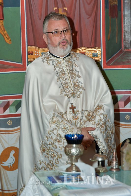 Fidelitate față de o familie de sfinți martiri în Capitală  268925