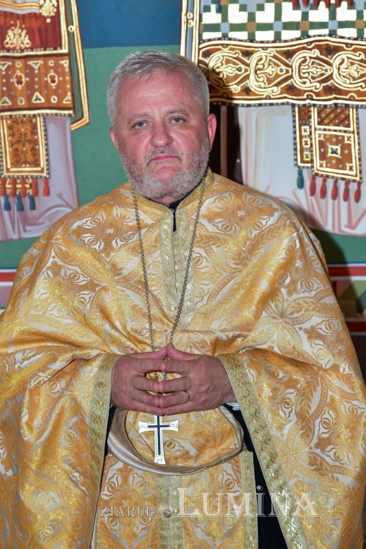 Fidelitate față de o familie de sfinți martiri în Capitală  268926