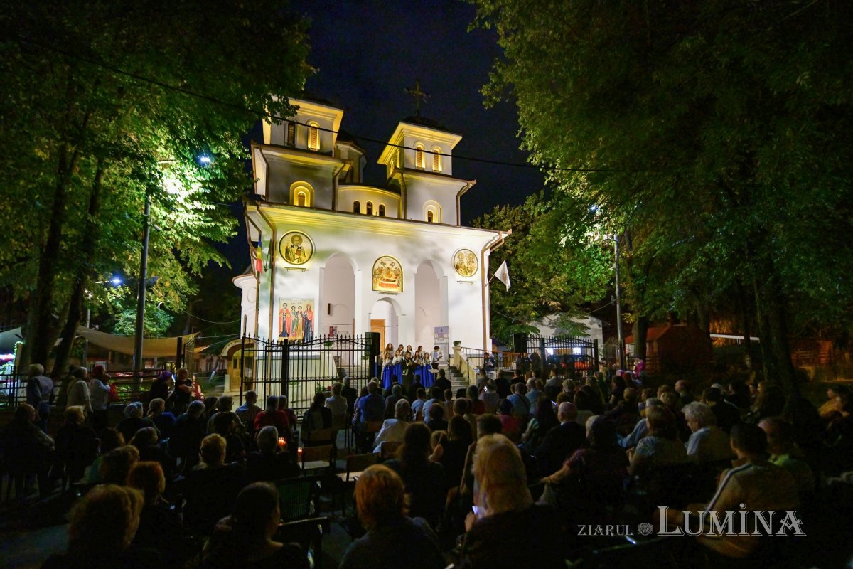 Fidelitate față de o familie de sfinți martiri în Capitală  268953