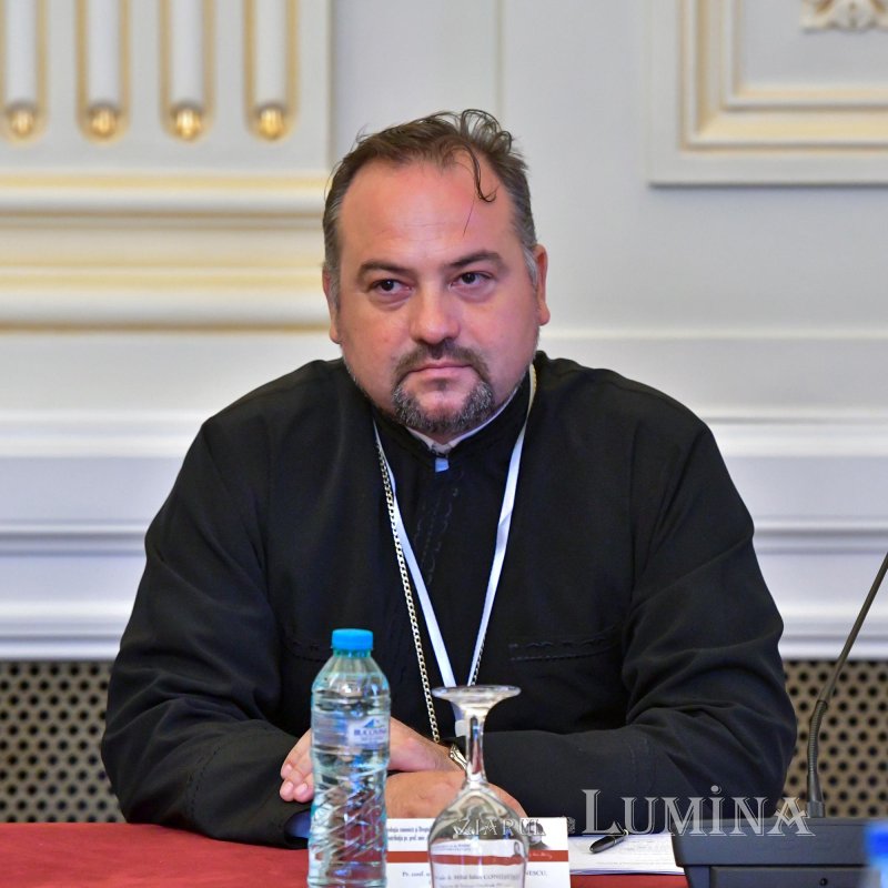 Simpozion de Drept bisericesc la Palatul Patriarhiei 268885