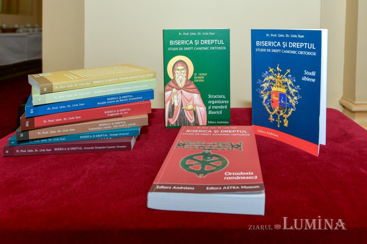 Simpozion de Drept bisericesc la Palatul Patriarhiei 268887