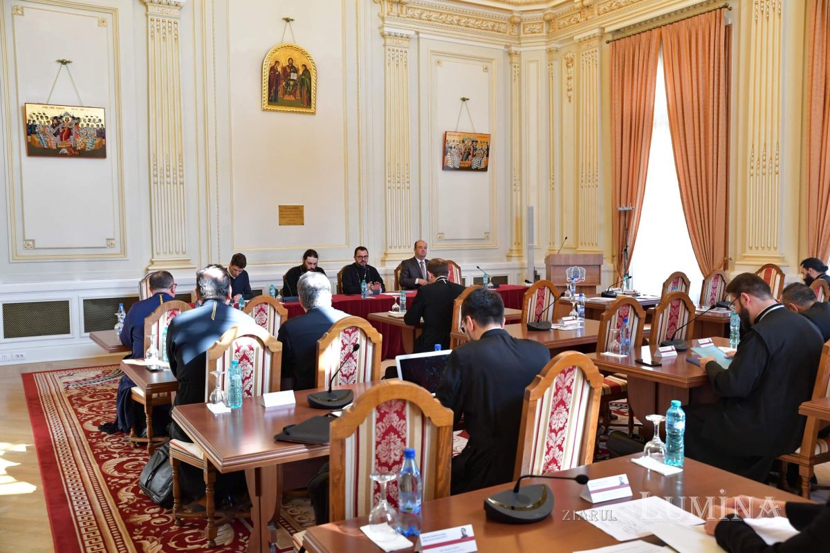Simpozionul „Teologia canonică și Dreptul bisericesc în Ortodoxie”, la final 269066