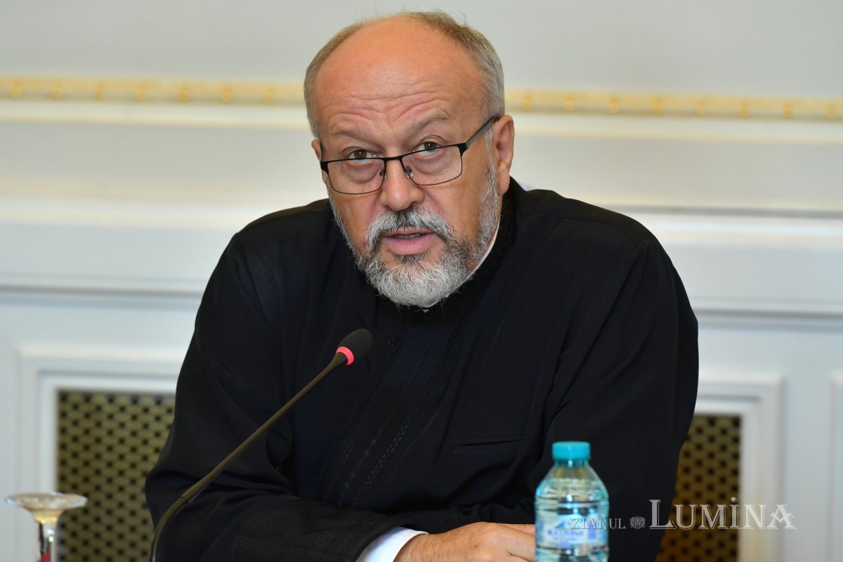 Simpozionul „Teologia canonică și Dreptul bisericesc în Ortodoxie”, la final 269079