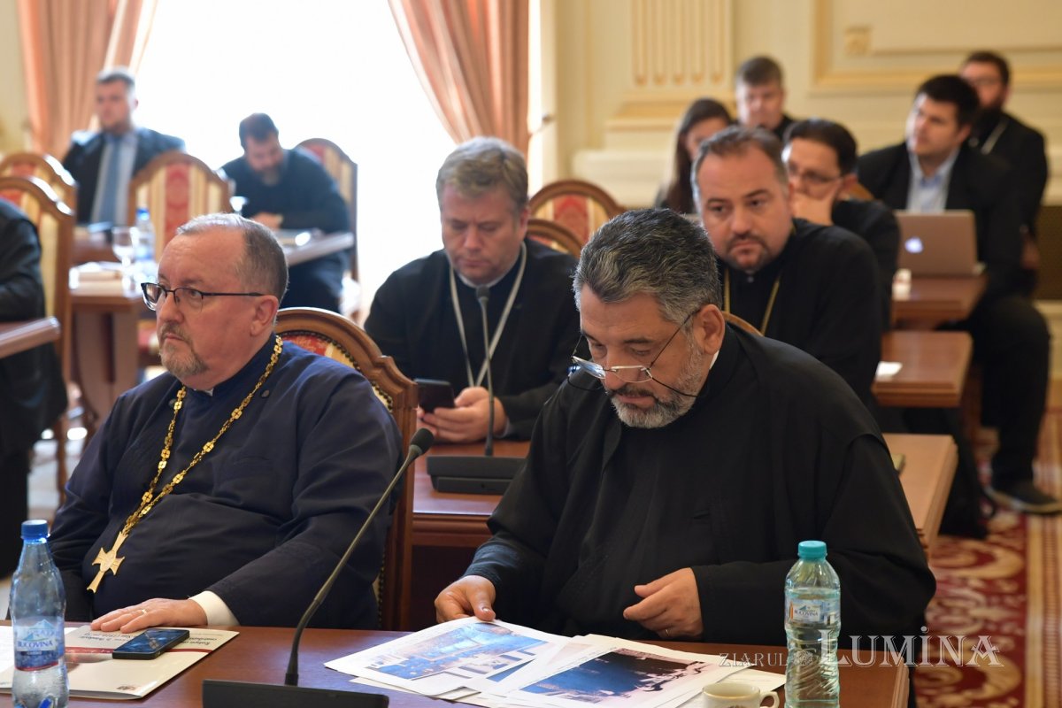 Simpozionul „Teologia canonică și Dreptul bisericesc în Ortodoxie”, la final 269088