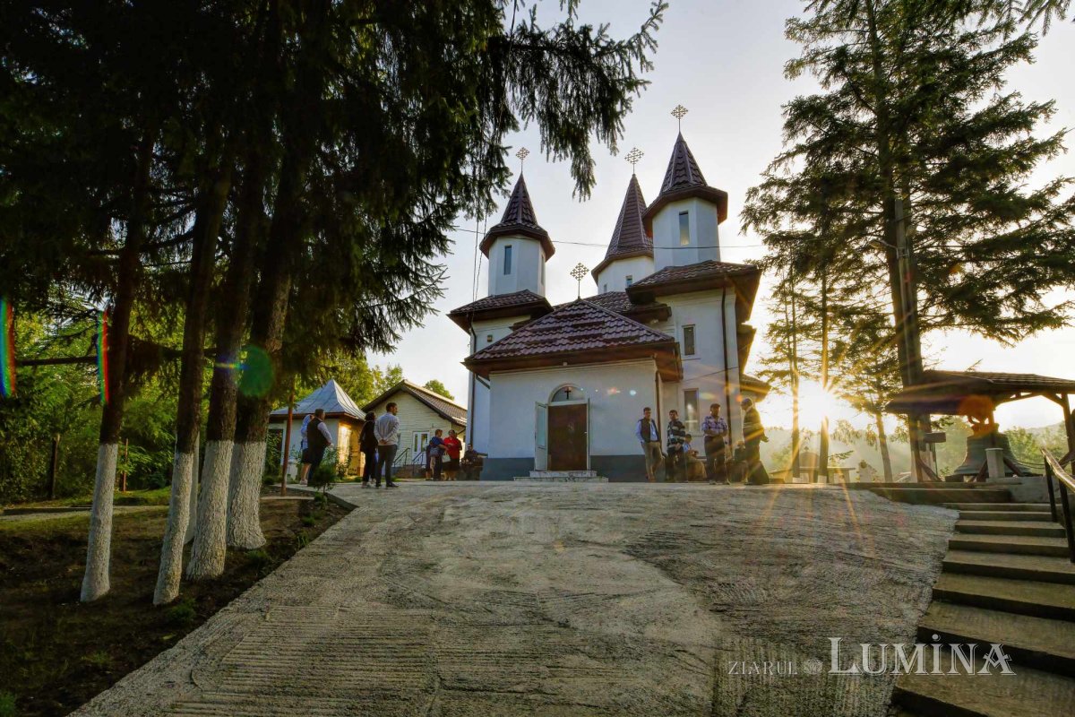 Înnoire și binecuvântare în Parohia Prăjani din județul Prahova 269414