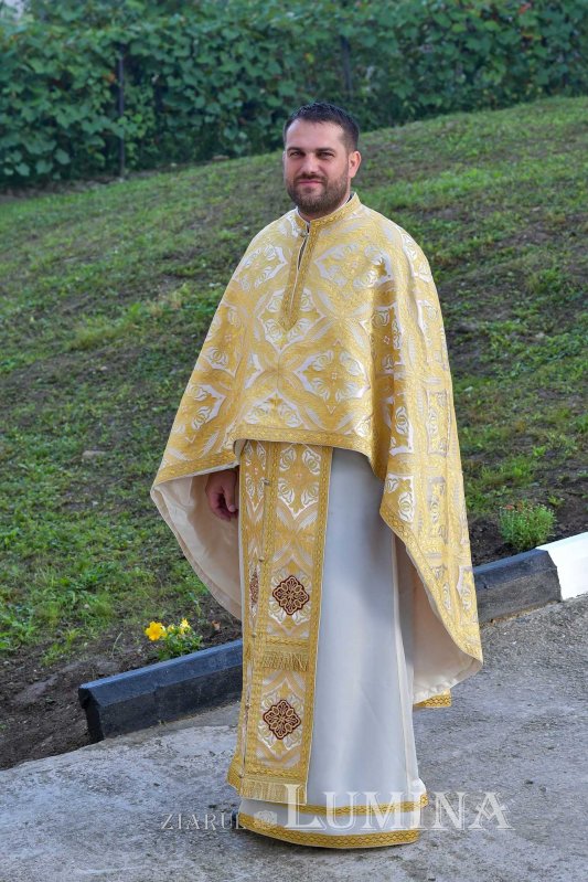 Înnoire și binecuvântare în Parohia Prăjani din județul Prahova 269418