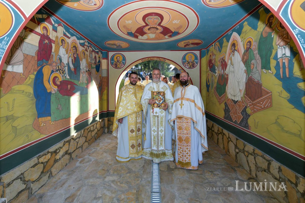 Înnoire și binecuvântare în Parohia Prăjani din județul Prahova 269422