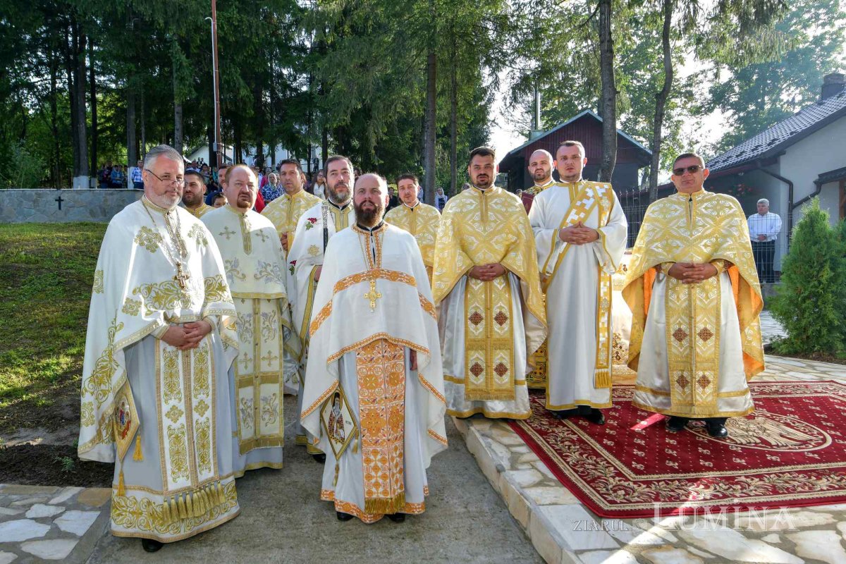 Înnoire și binecuvântare în Parohia Prăjani din județul Prahova 269425