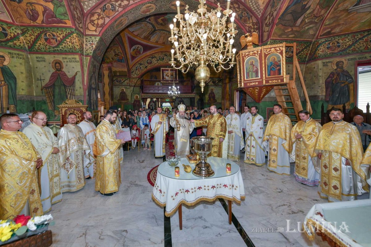 Înnoire și binecuvântare în Parohia Prăjani din județul Prahova 269449