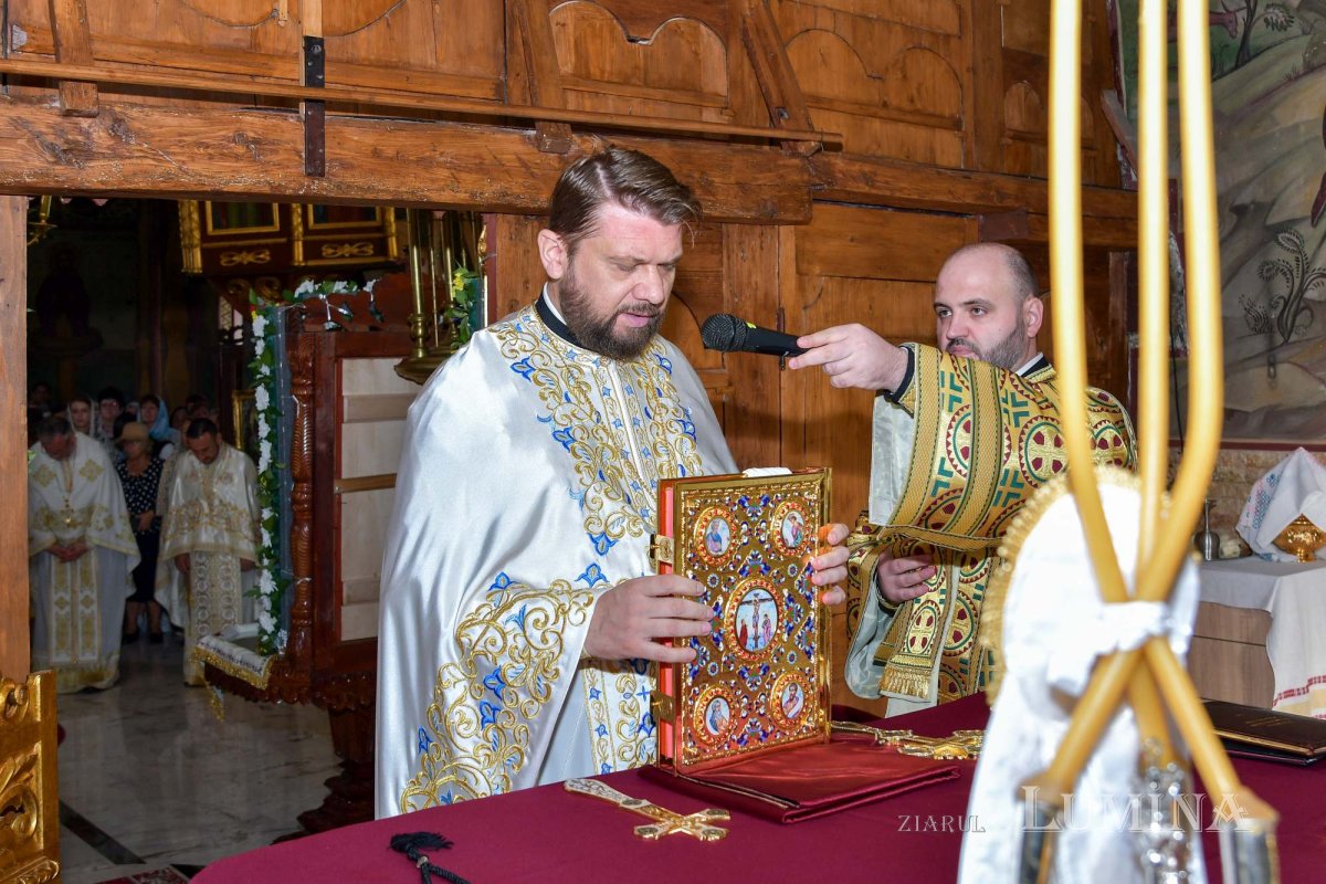 Înnoire și binecuvântare în Parohia Prăjani din județul Prahova 269460