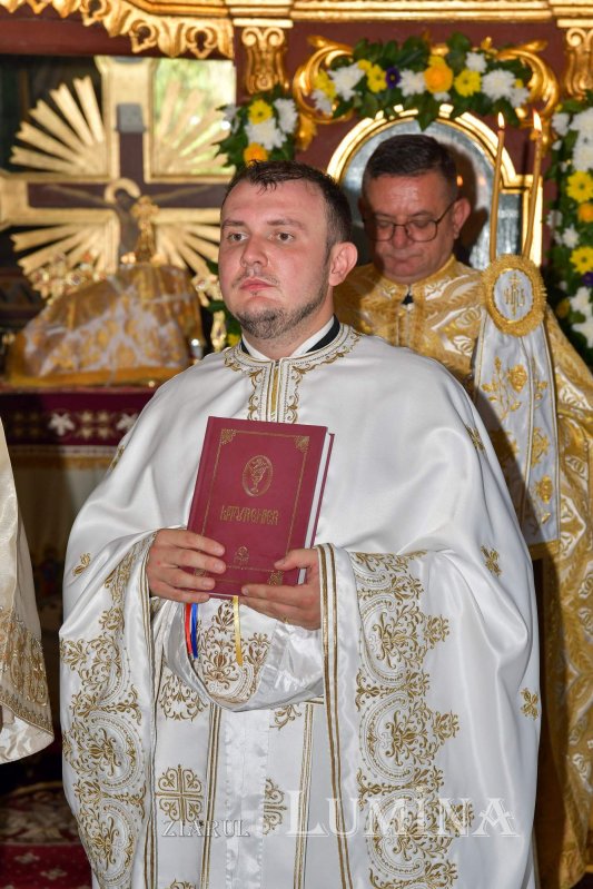 Înnoire și binecuvântare în Parohia Prăjani din județul Prahova 269487