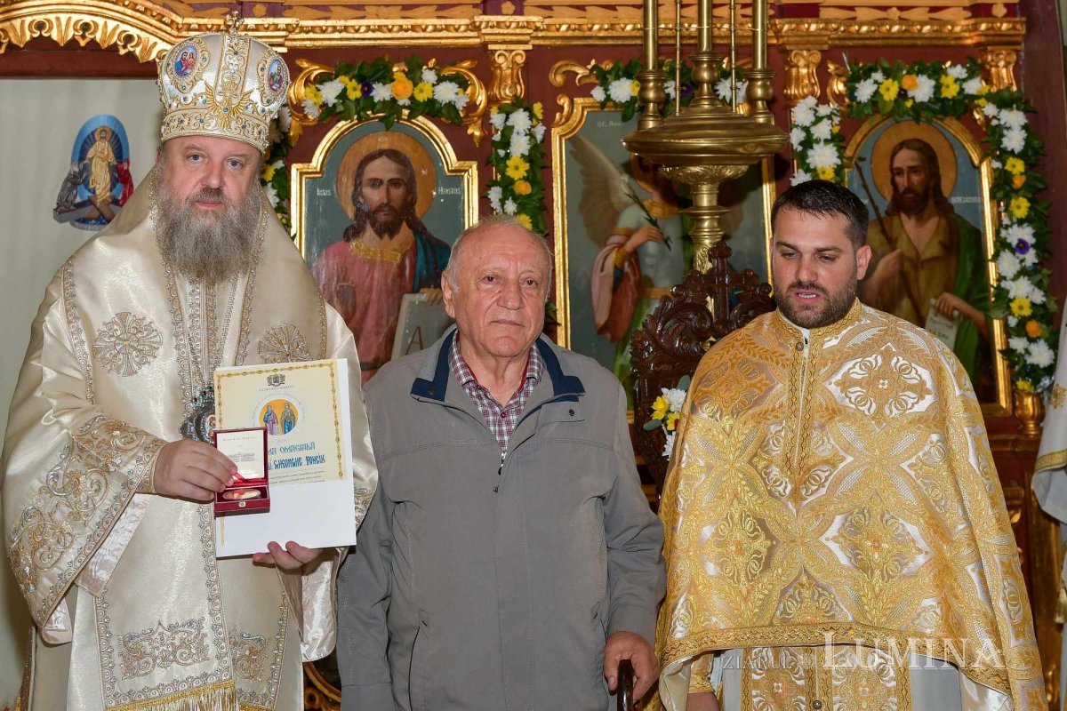 Înnoire și binecuvântare în Parohia Prăjani din județul Prahova 269501