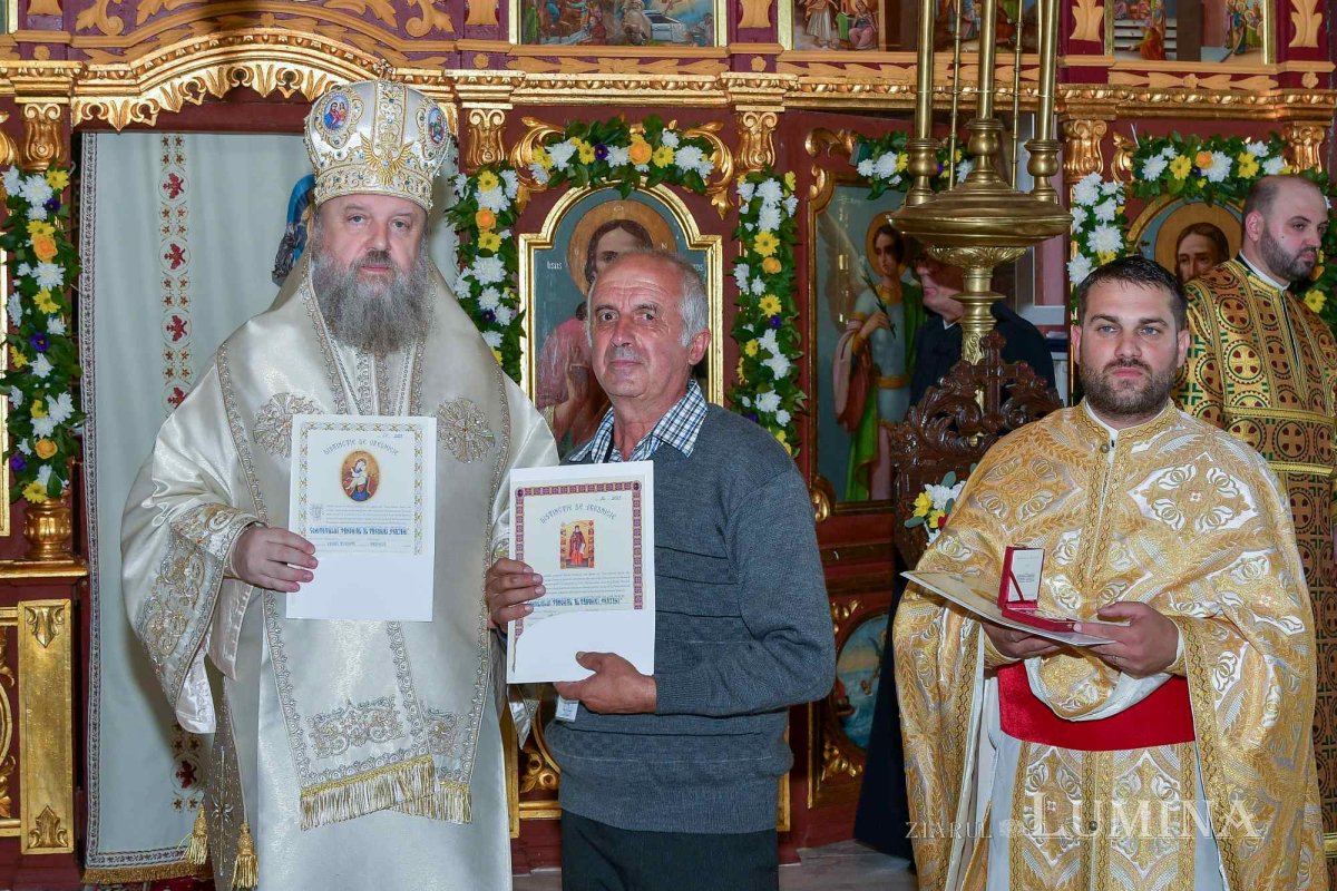 Înnoire și binecuvântare în Parohia Prăjani din județul Prahova 269502