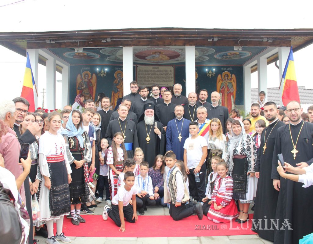 Resfințirea bisericii filie a Parohiei Câlcești, județul Gorj 269411