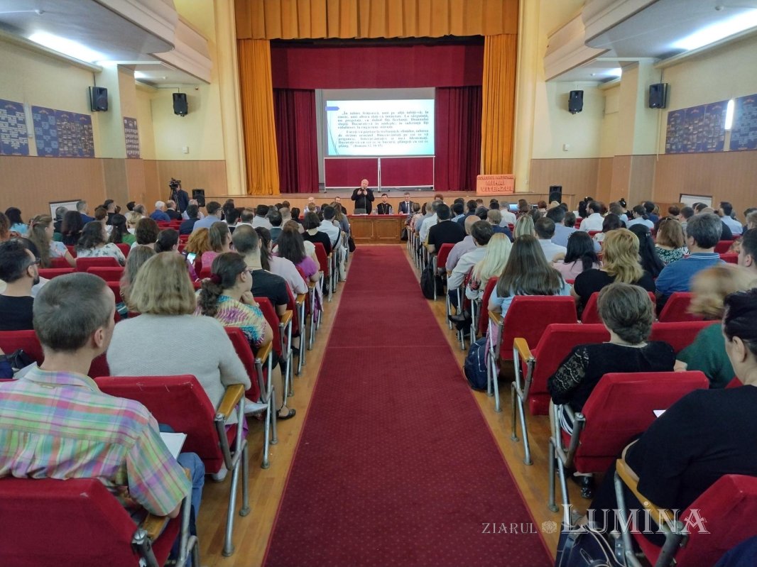 Consfătuirea profesorilor de religie din București 269654