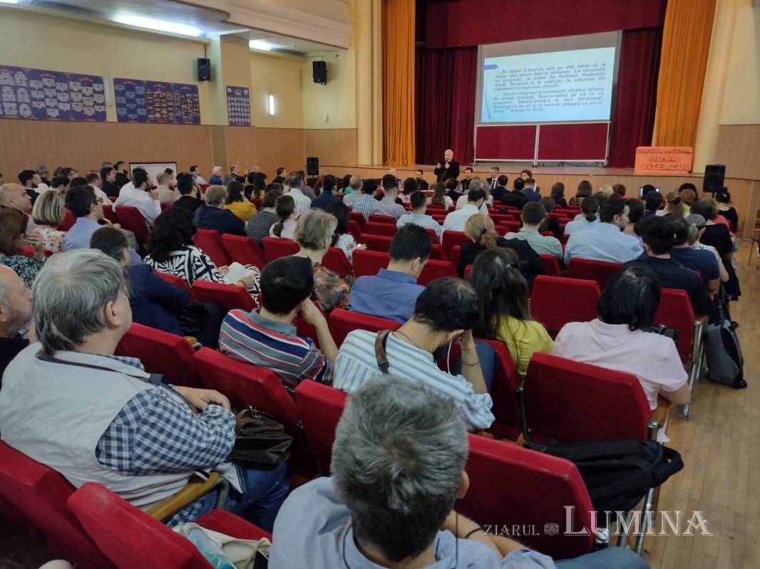 Consfătuirea profesorilor de religie din București 269662