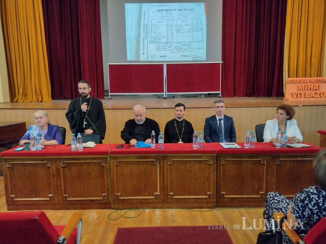 Consfătuirea profesorilor de religie din București 269664