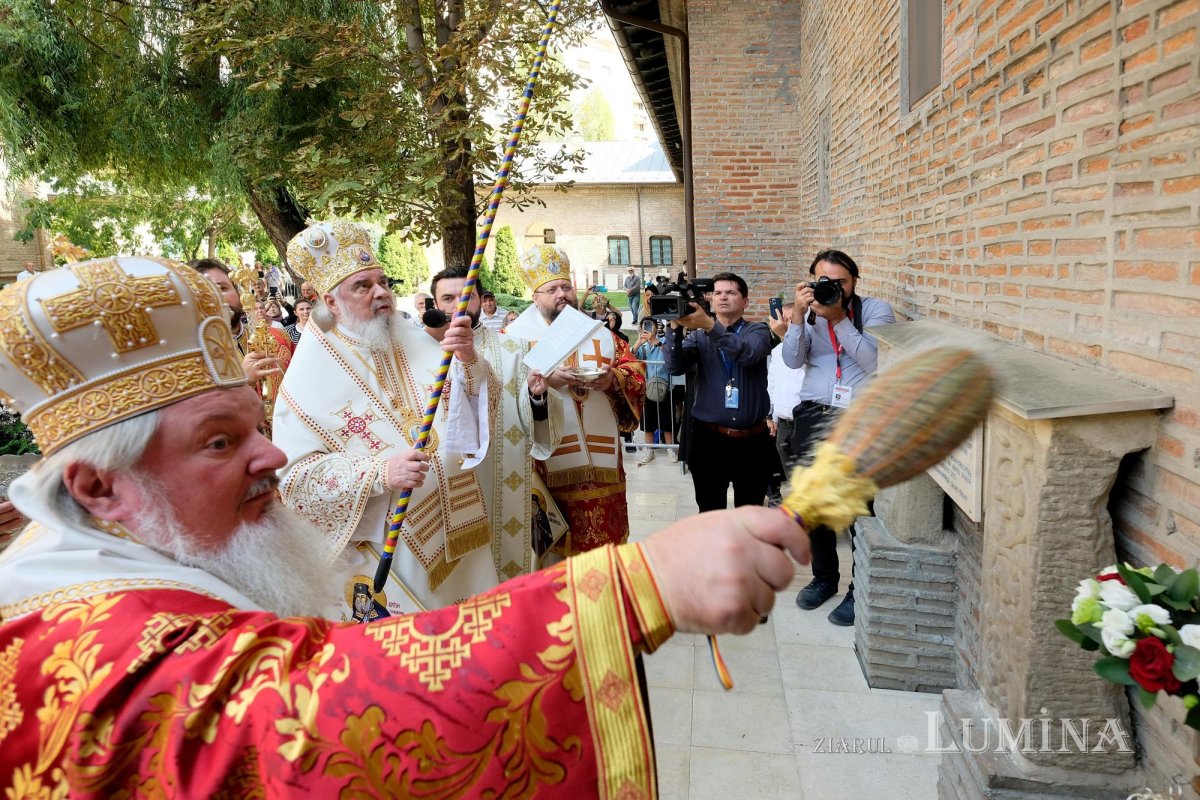 Înnoire și binecuvântare la sărbătoarea ctitorului sfânt al Mănăstirii Antim 269778