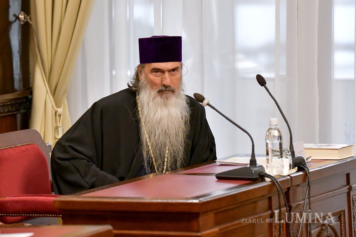 Întrunirea Sinodului Mitropoliei Munteniei și Dobrogei la Reședința Patriarhală 270015