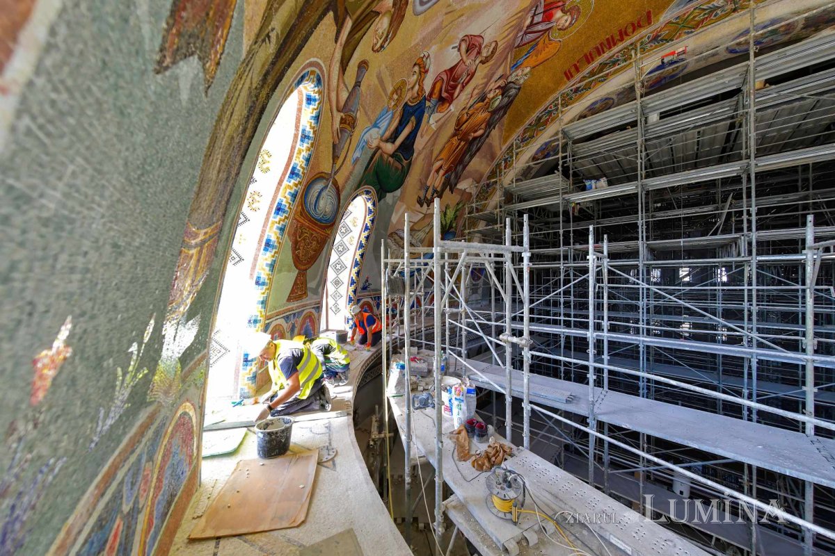 Șantierul Catedralei Naţionale la începutul toamnei 269905