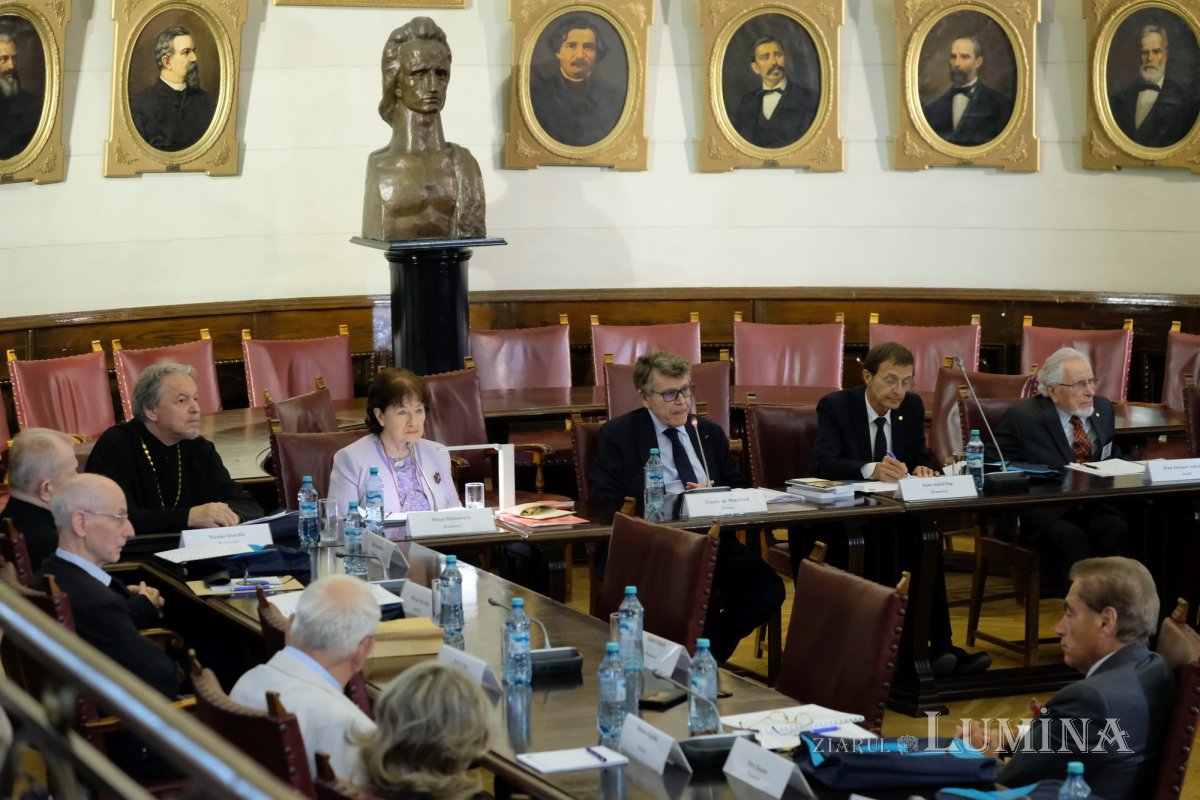 A XX-a ediție a Seminarului academic internațional „Penser l’Europe” 270007