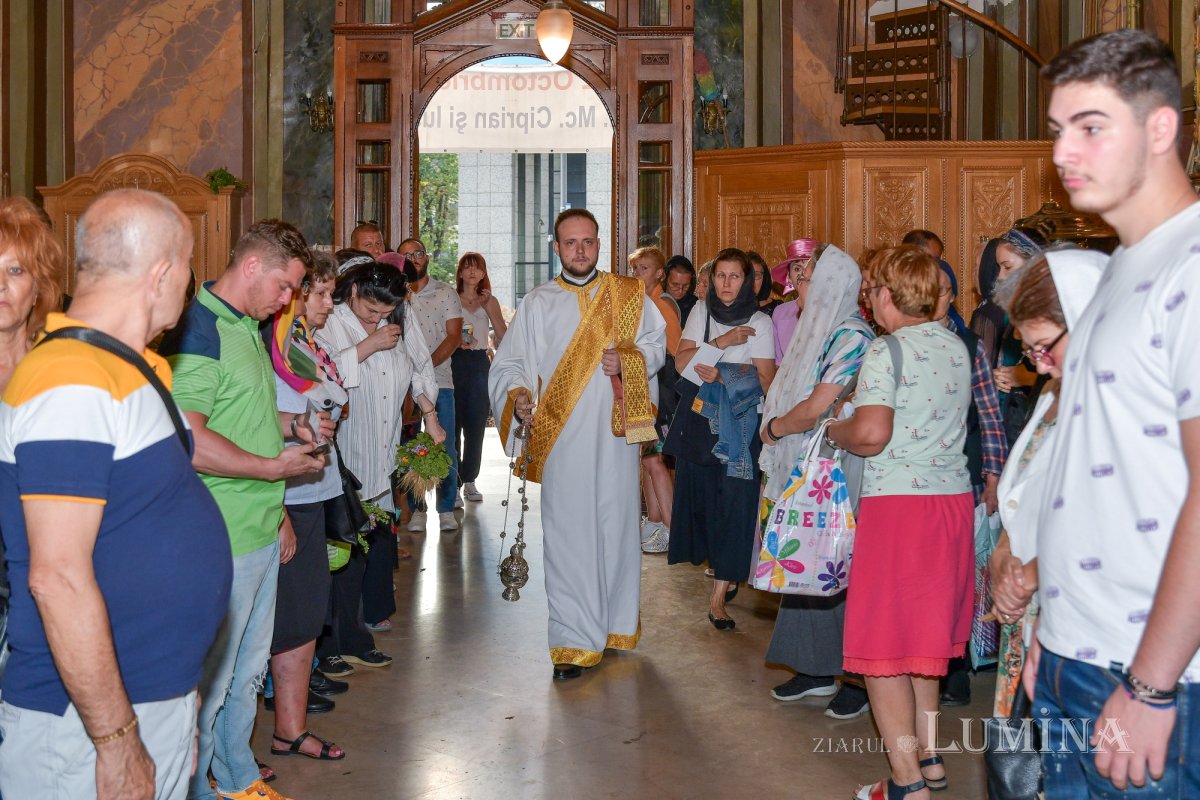 Cinstirea Sfântului Mucenic Ciprian la biserica sa din Capitală 270411