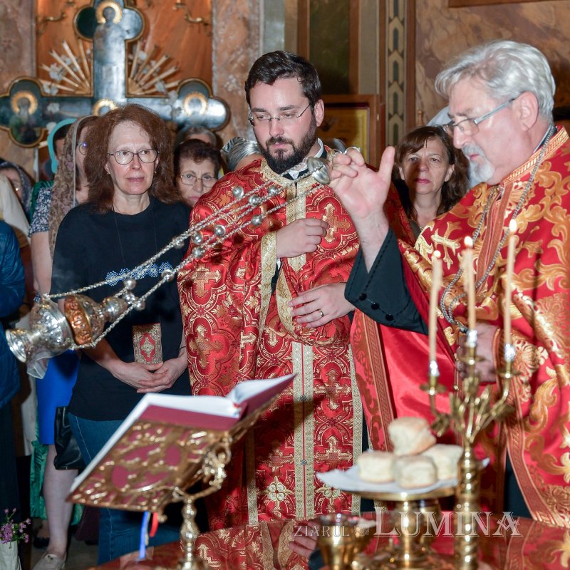 Cinstirea Sfântului Mucenic Ciprian la biserica sa din Capitală 270431