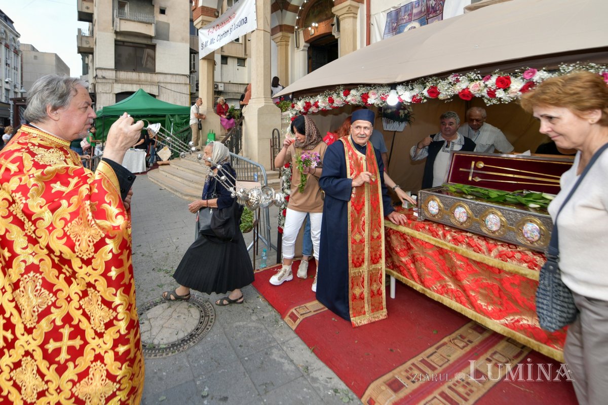 Cinstirea Sfântului Mucenic Ciprian la biserica sa din Capitală 270446