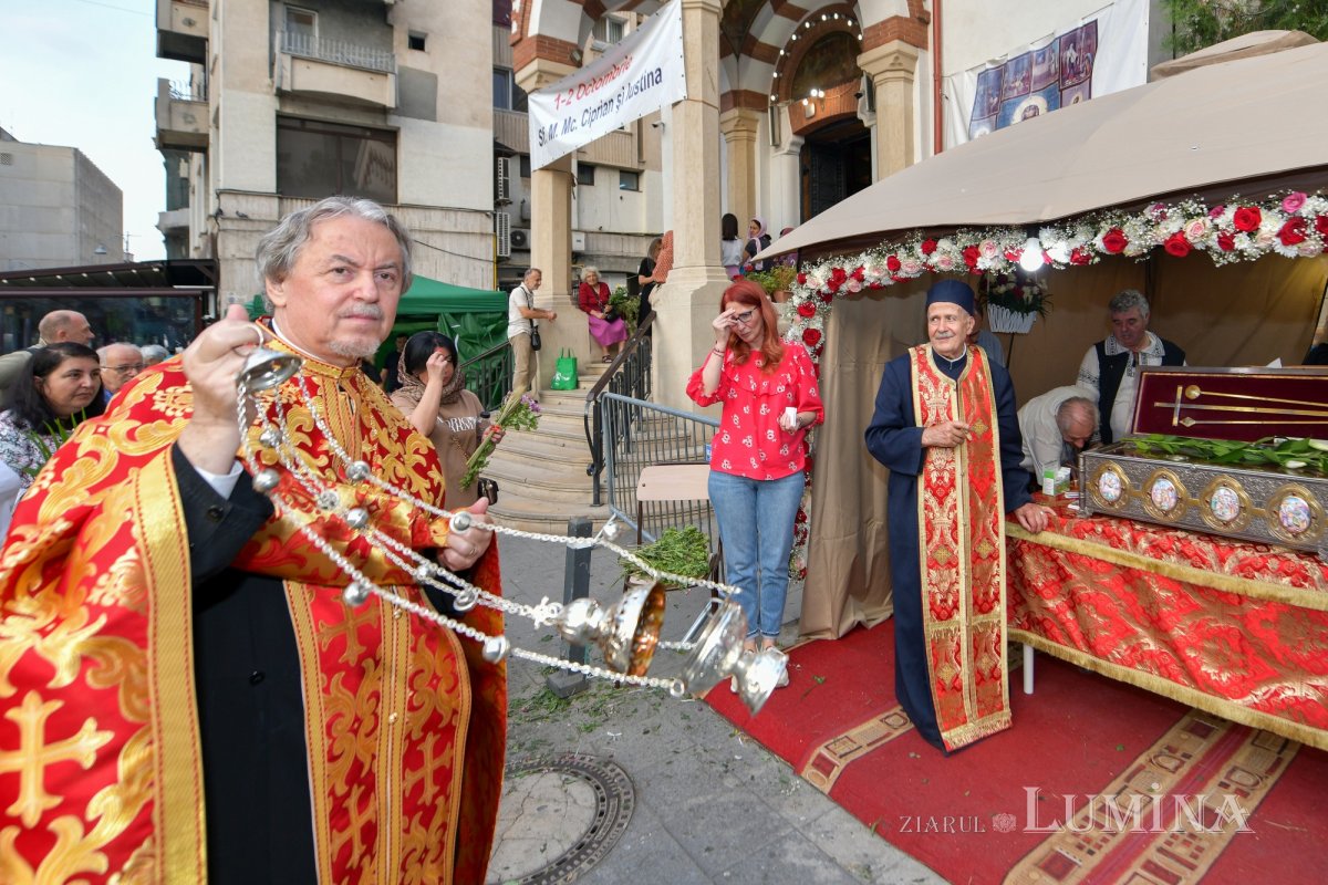 Cinstirea Sfântului Mucenic Ciprian la biserica sa din Capitală 270447