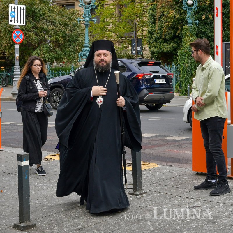 Cinstirea Sfântului Mucenic Ciprian la biserica sa din Capitală 270454