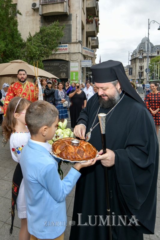 Cinstirea Sfântului Mucenic Ciprian la biserica sa din Capitală 270455