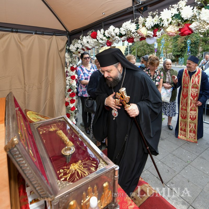 Cinstirea Sfântului Mucenic Ciprian la biserica sa din Capitală 270457