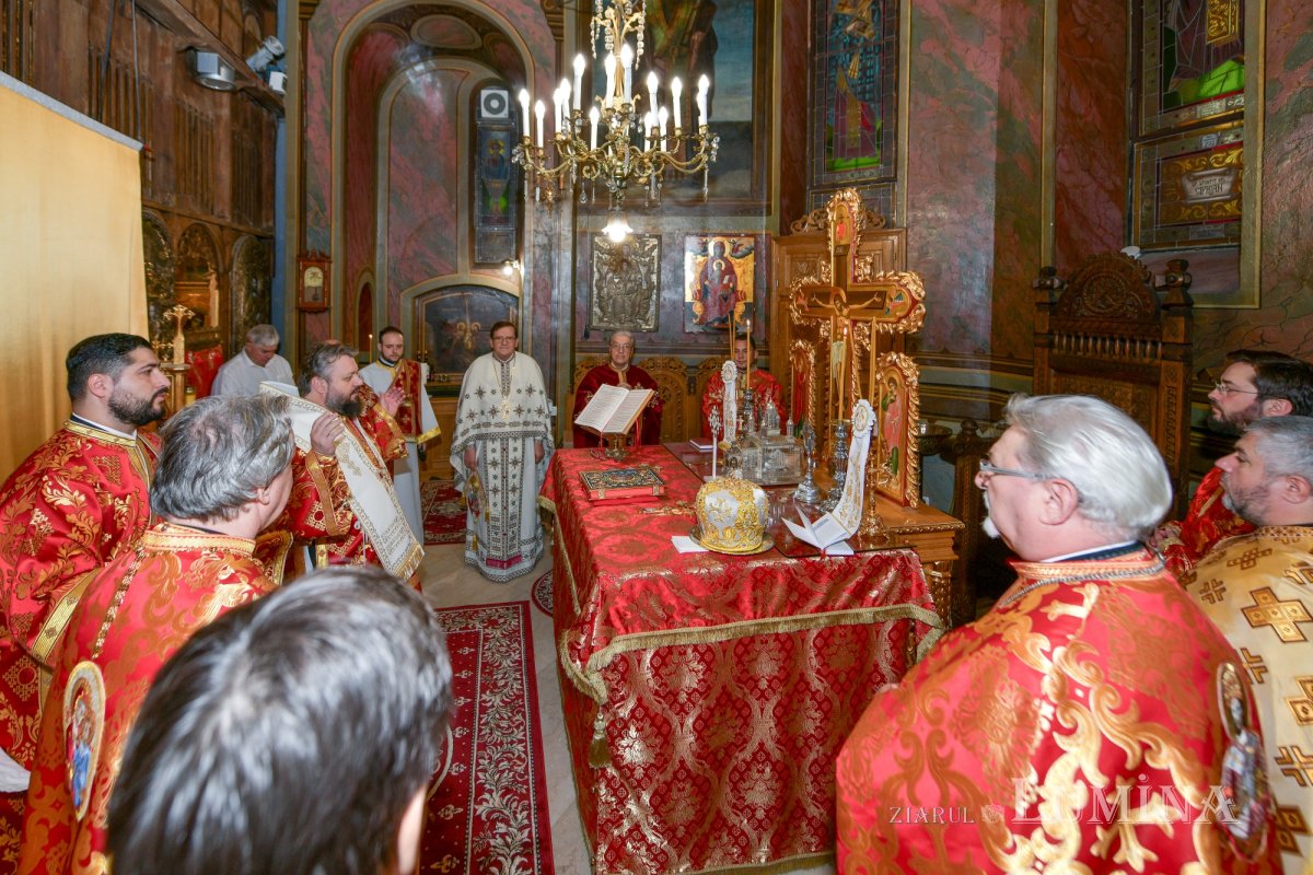 Cinstirea Sfântului Mucenic Ciprian la biserica sa din Capitală 270459