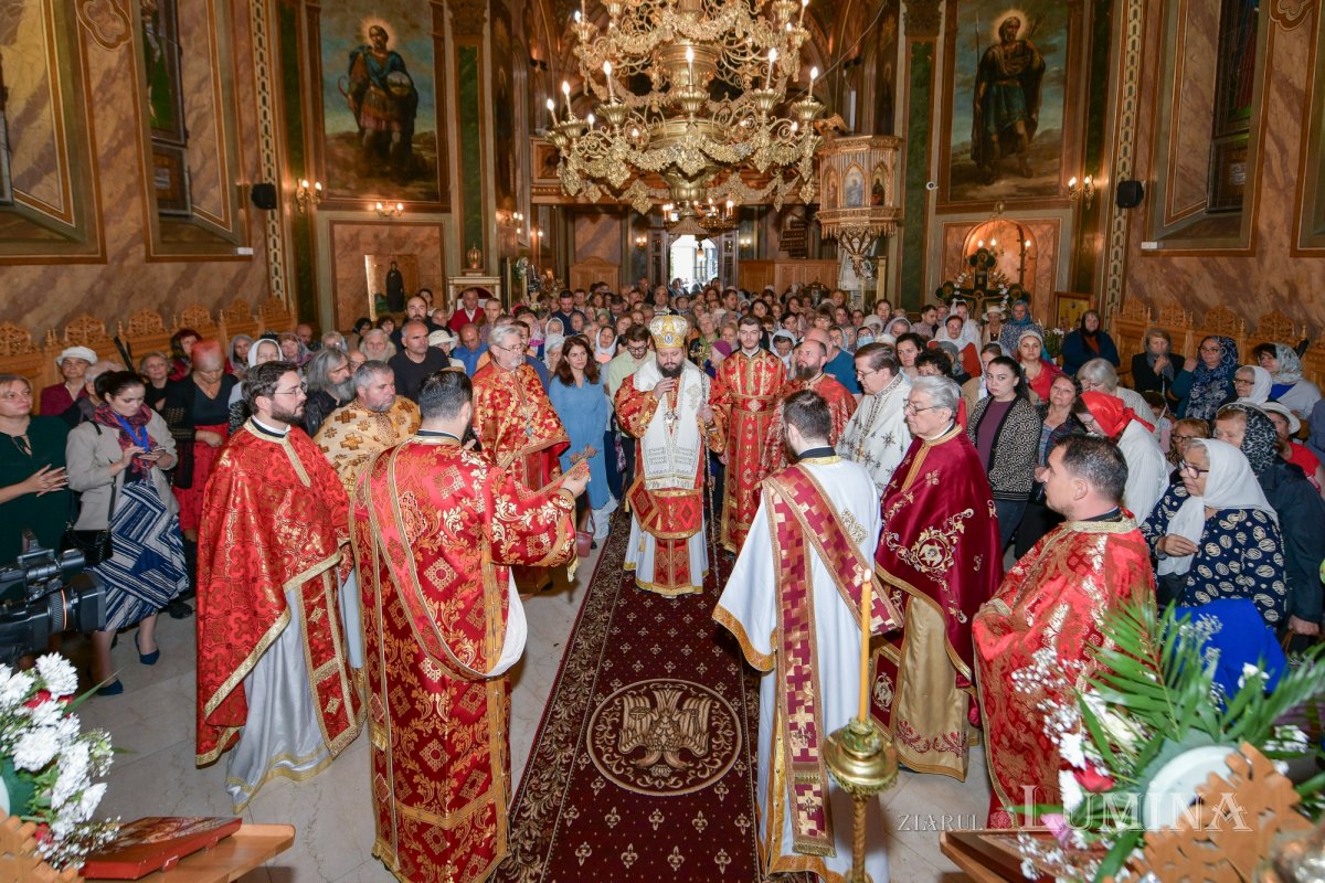 Cinstirea Sfântului Mucenic Ciprian la biserica sa din Capitală 270464