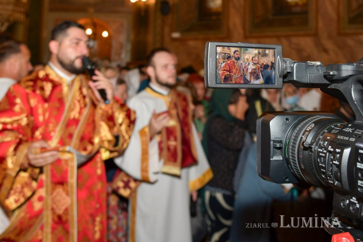 Cinstirea Sfântului Mucenic Ciprian la biserica sa din Capitală 270484