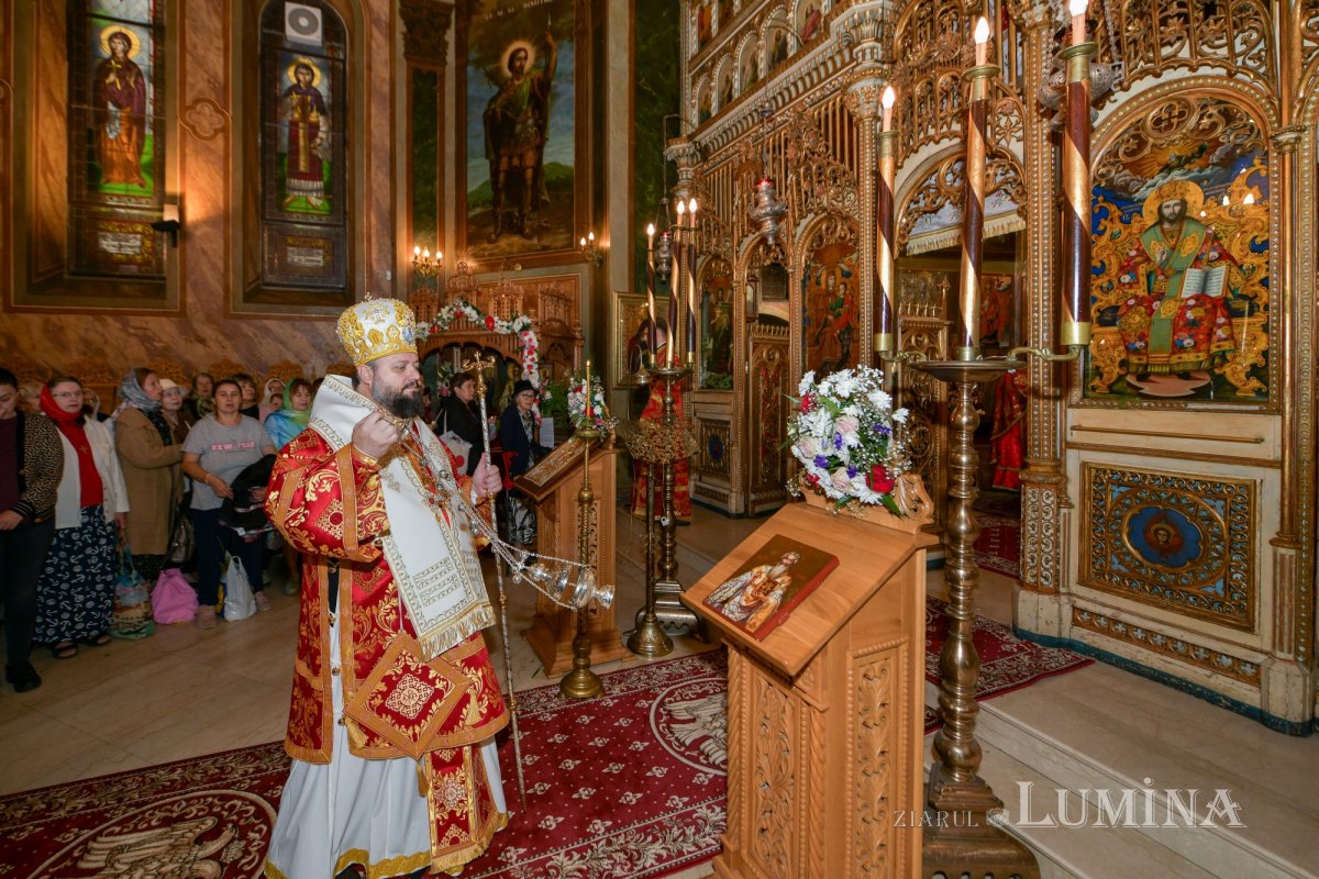 Cinstirea Sfântului Mucenic Ciprian la biserica sa din Capitală 270485