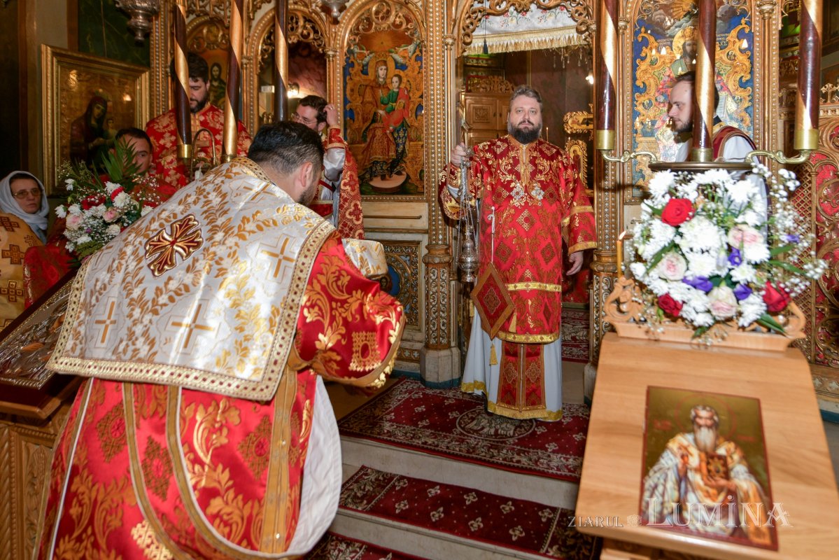 Cinstirea Sfântului Mucenic Ciprian la biserica sa din Capitală 270488