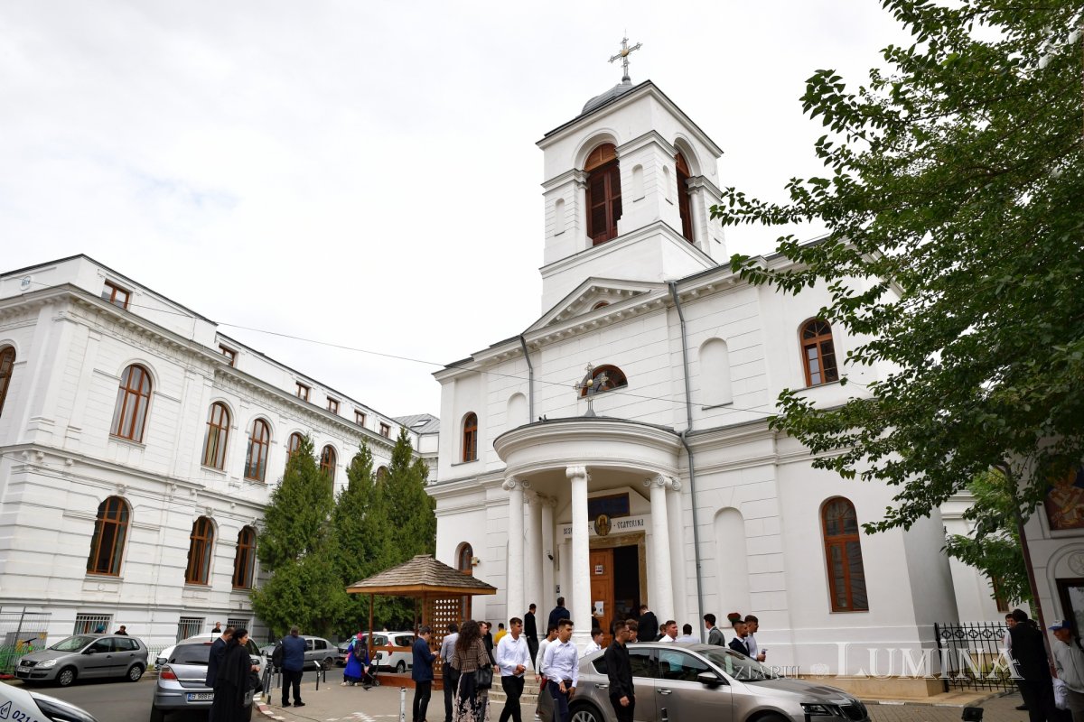Început de an universitar pentru teologii bucureșteni 270364
