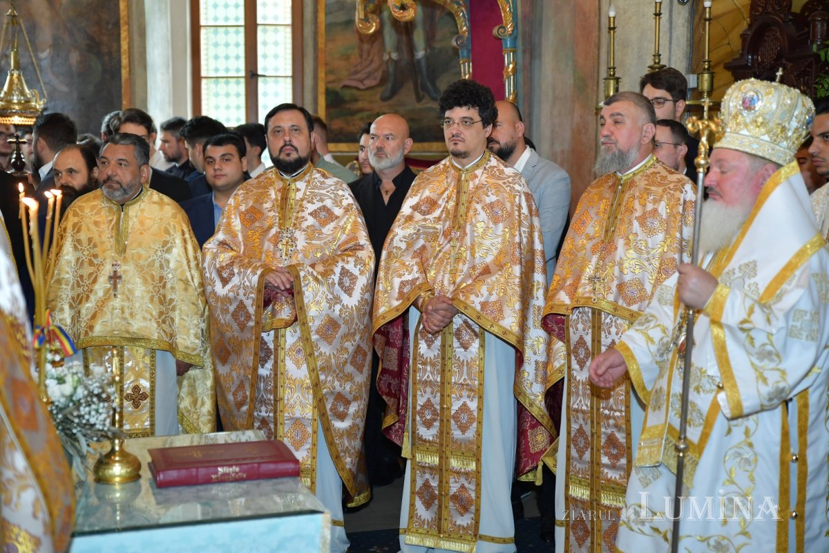 Început de an universitar pentru teologii bucureșteni 270373