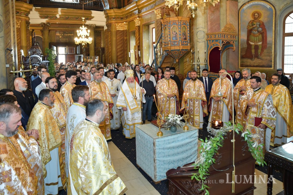 Început de an universitar pentru teologii bucureșteni 270379