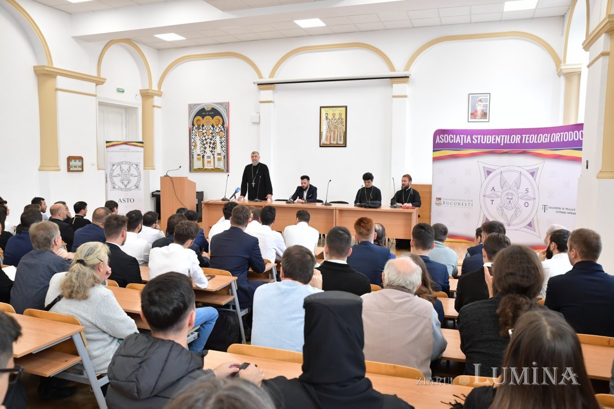 Început de an universitar pentru teologii bucureșteni 270388