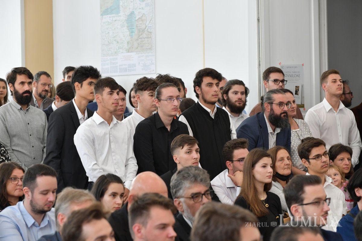 Început de an universitar pentru teologii bucureșteni 270396