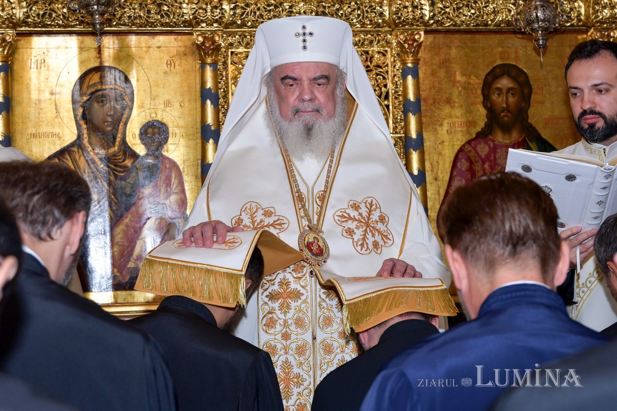 Ridicări în rang pentru ostenitori din administrația bisericească 270649