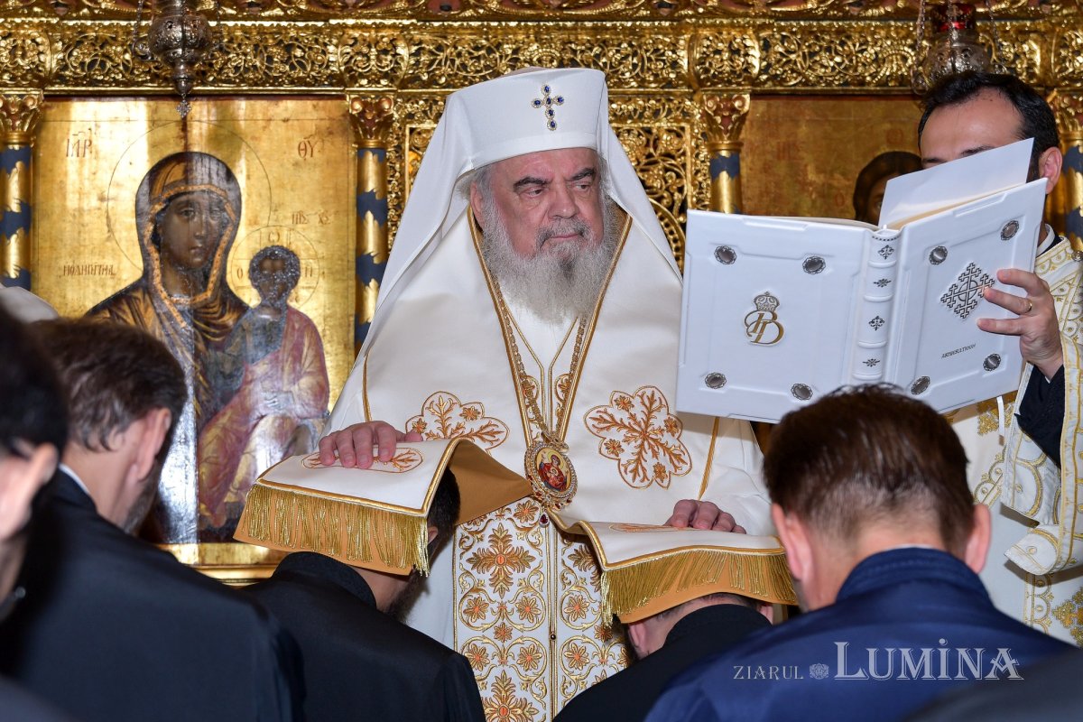 Ridicări în rang pentru ostenitori din administrația bisericească 270650